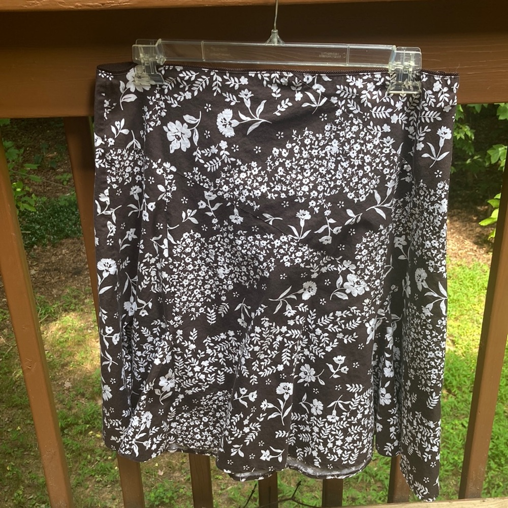 Kim Rogers brown floral skirt